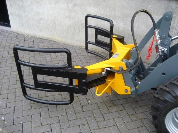 Bale clamps, round bales