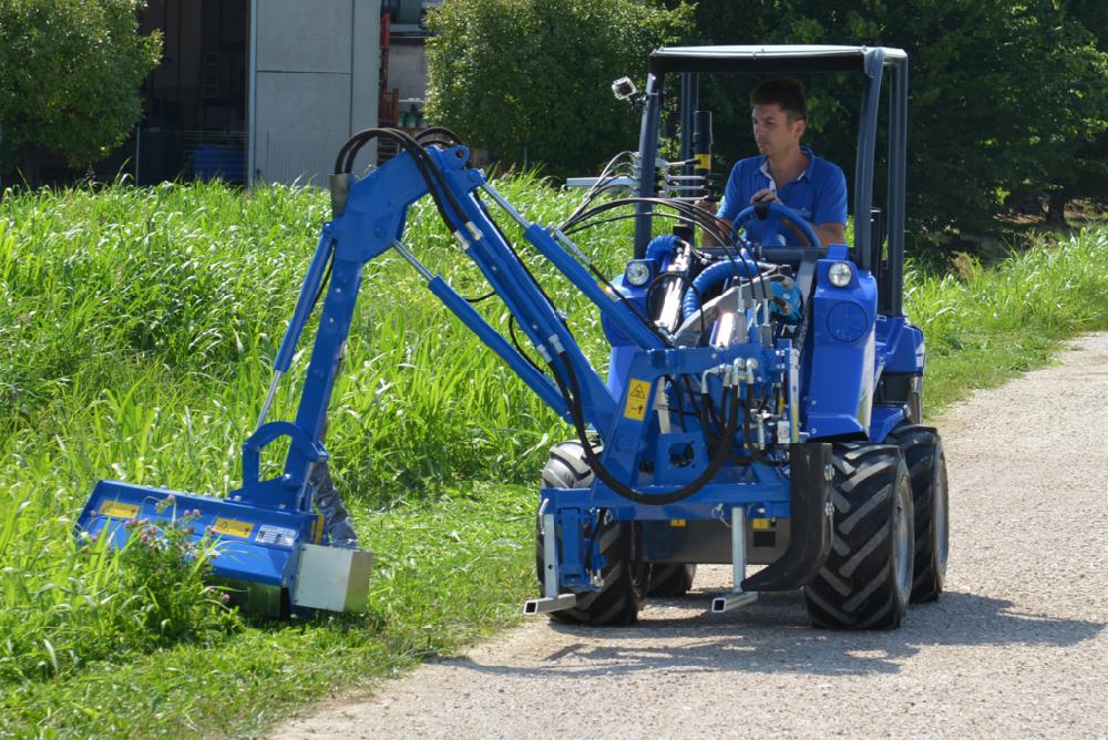Side boom with flail mower