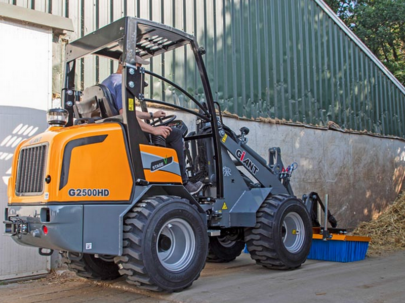 GIANT G2500 HD- Wheel Loader