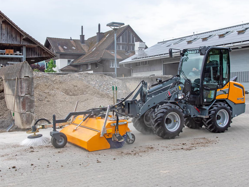 GIANT G2700 X-TRA HD - Wheel Loader