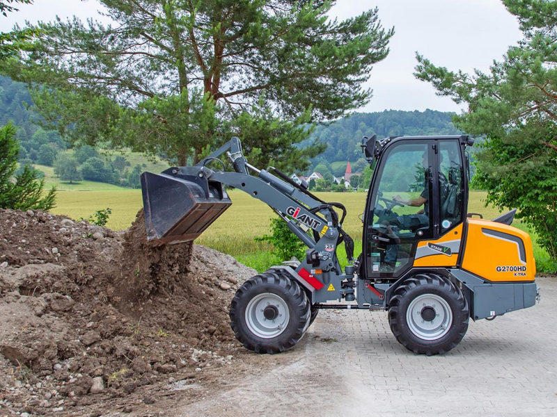 GIANT G2700 X-TRA HD - Wheel Loader