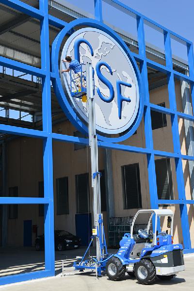 AERIAL WORK PLATFORM