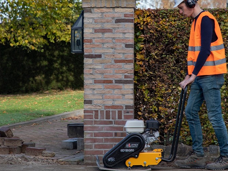 Vibratory plate GP1545G