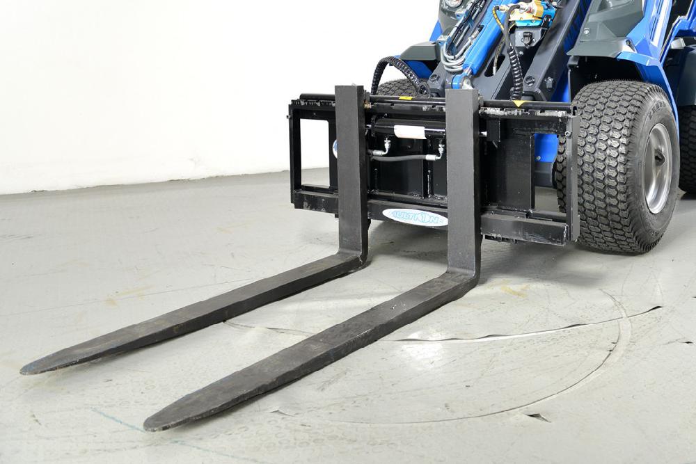 Pallet fork with side shift