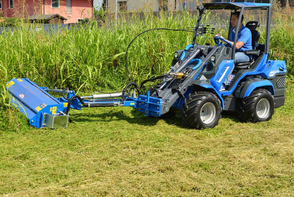 Flail mower with side shift