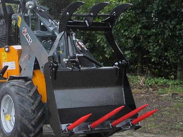 Manure forks with top clamp